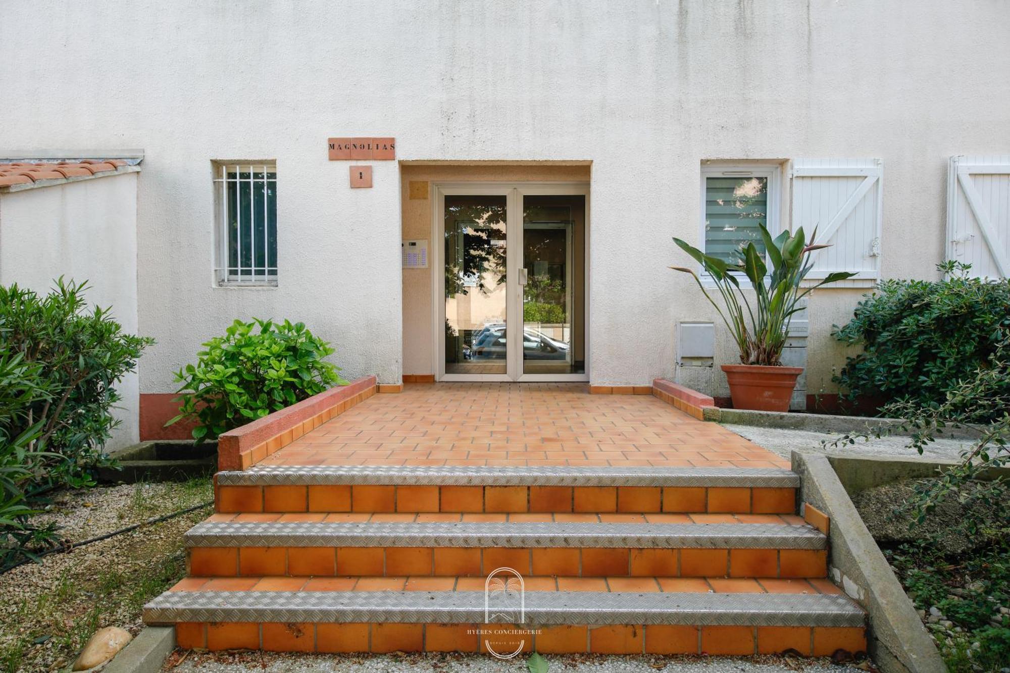 Hyeres Proche Centre - Appartement 1 Chambre Clim Pk Wifi By Hc 외부 사진